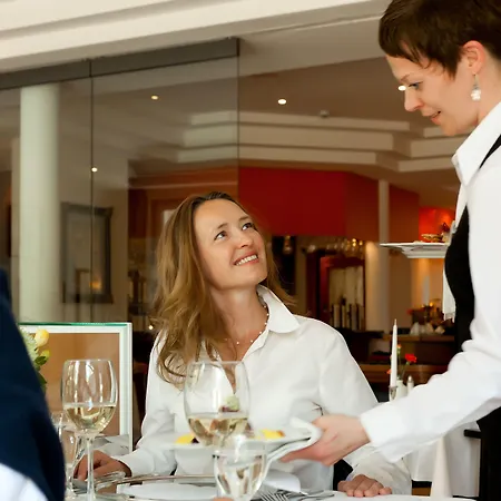 Ringhotel Strandblick 4* Kuehlungsborn