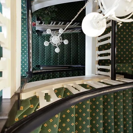 斯特瑞德布里克环形酒店 Ostseebad Kühlungsborn