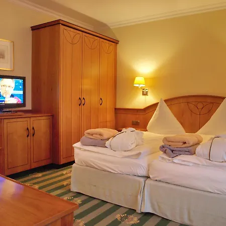 Ringhotel Strandblick 4*