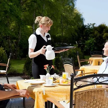 斯特瑞德布里克环形酒店 Ostseebad Kühlungsborn
