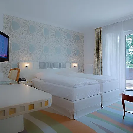 Ringhotel Strandblick 4*